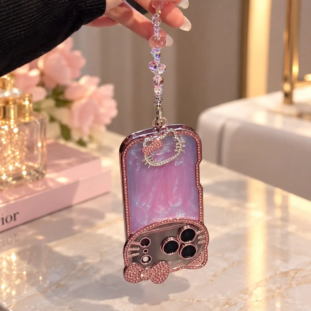 Fantasy Rhinestone Bow Kitty Sparkle Case